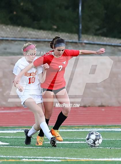 Thumbnail 1 in JV: Berkeley @ Monte Vista photogallery.