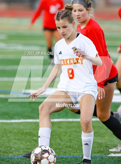 Thumbnail 1 in JV: Berkeley @ Monte Vista photogallery.