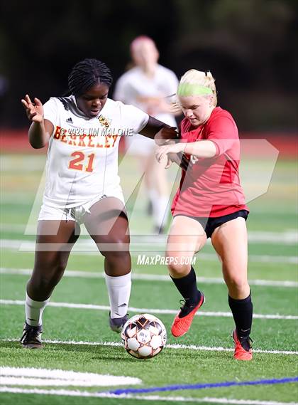 Thumbnail 2 in JV: Berkeley @ Monte Vista photogallery.