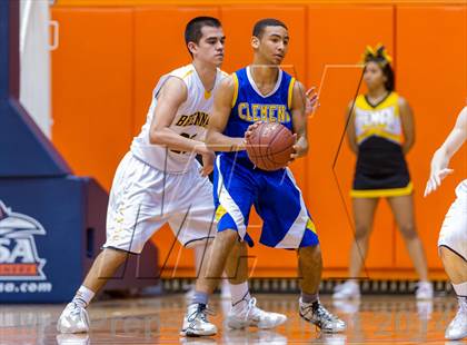 Thumbnail 2 in Brennan vs. Clemens (UIL 5A Regional Quarterfinals) photogallery.