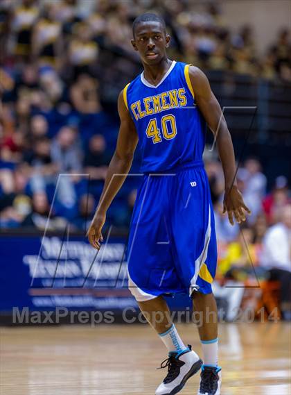 Thumbnail 3 in Brennan vs. Clemens (UIL 5A Regional Quarterfinals) photogallery.