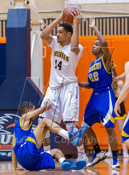 Thumbnail 1 in Brennan vs. Clemens (UIL 5A Regional Quarterfinals) photogallery.