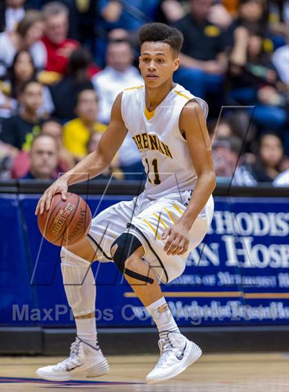 Thumbnail 2 in Brennan vs. Clemens (UIL 5A Regional Quarterfinals) photogallery.