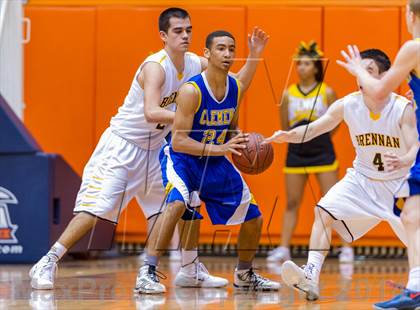 Thumbnail 3 in Brennan vs. Clemens (UIL 5A Regional Quarterfinals) photogallery.