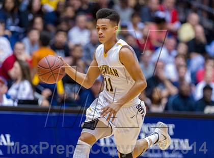 Thumbnail 2 in Brennan vs. Clemens (UIL 5A Regional Quarterfinals) photogallery.