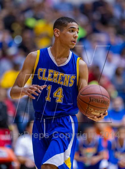 Thumbnail 3 in Brennan vs. Clemens (UIL 5A Regional Quarterfinals) photogallery.