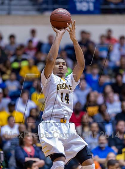 Thumbnail 2 in Brennan vs. Clemens (UIL 5A Regional Quarterfinals) photogallery.