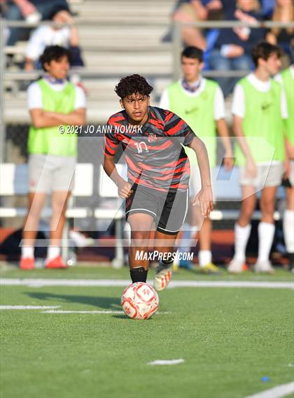 Thumbnail 2 in MacArthur vs. Bridgeland (UIL 6A Regional Quarterfinal Playoff) photogallery.