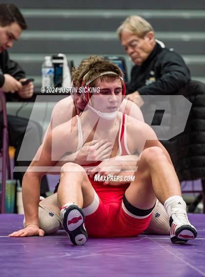 Thumbnail 2 in Center Grove vs. Crown Point (IHSWCA 4A Round 2) photogallery.