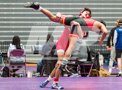 Thumbnail 3 in Center Grove vs. Crown Point (IHSWCA 4A Round 2) photogallery.