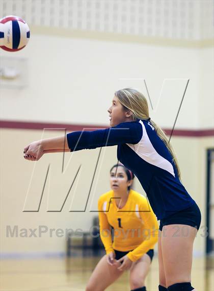Thumbnail 3 in Carter-Riverside vs Arlington Heights (EMS-ISD Tournament) photogallery.
