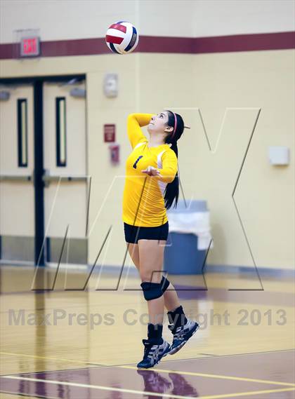 Thumbnail 2 in Carter-Riverside vs Arlington Heights (EMS-ISD Tournament) photogallery.