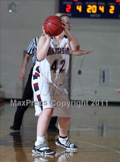 Thumbnail 2 in Dakota Ridge vs. Chaparral (Grandview Tournament) photogallery.