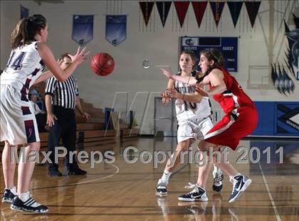 Thumbnail 3 in Dakota Ridge vs. Chaparral (Grandview Tournament) photogallery.