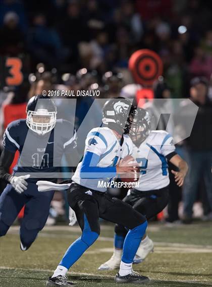 Thumbnail 3 in Valor Christian vs. Grandview (CHSAA 5A Quarter-Final) photogallery.