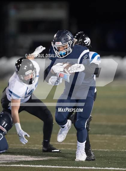 Thumbnail 2 in Valor Christian vs. Grandview (CHSAA 5A Quarter-Final) photogallery.