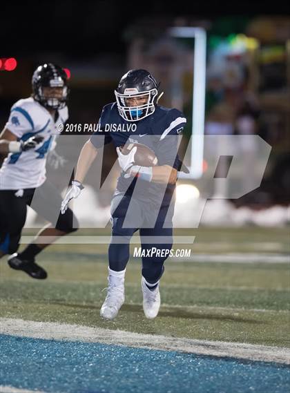 Thumbnail 3 in Valor Christian vs. Grandview (CHSAA 5A Quarter-Final) photogallery.