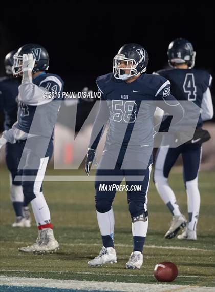 Thumbnail 1 in Valor Christian vs. Grandview (CHSAA 5A Quarter-Final) photogallery.
