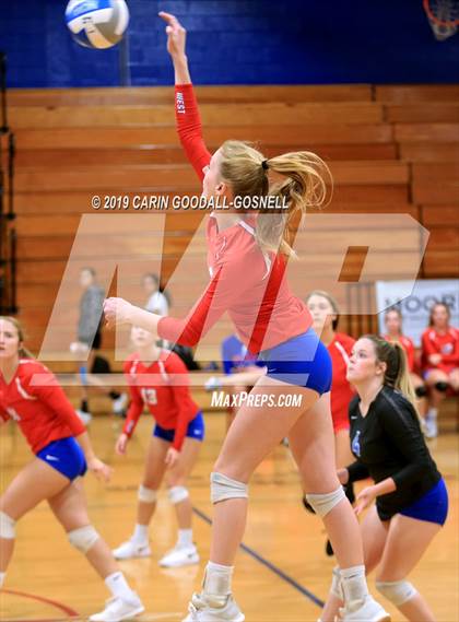 Thumbnail 3 in White Oak @ West Carteret photogallery.
