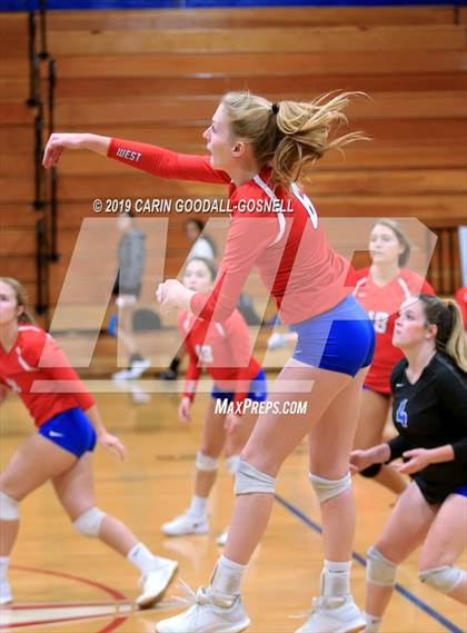 Thumbnail 1 in White Oak @ West Carteret photogallery.
