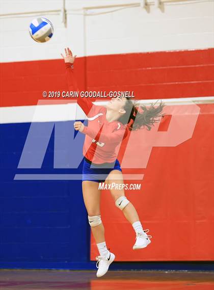 Thumbnail 3 in White Oak @ West Carteret photogallery.