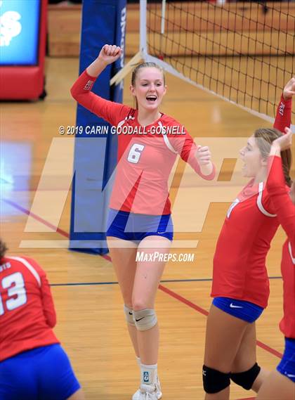 Thumbnail 3 in White Oak @ West Carteret photogallery.