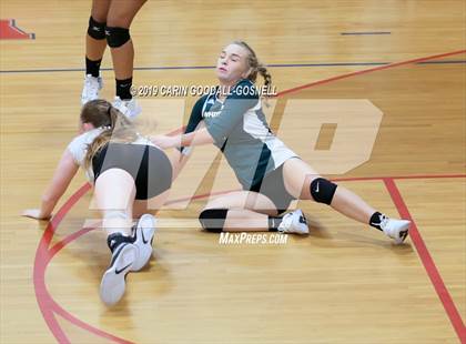 Thumbnail 3 in White Oak @ West Carteret photogallery.