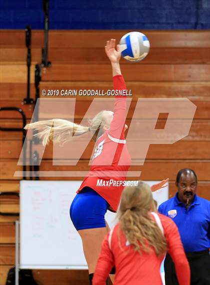 Thumbnail 3 in White Oak @ West Carteret photogallery.