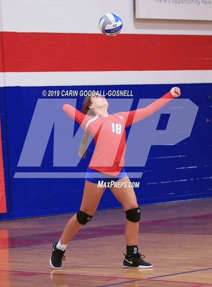 Thumbnail 3 in White Oak @ West Carteret photogallery.