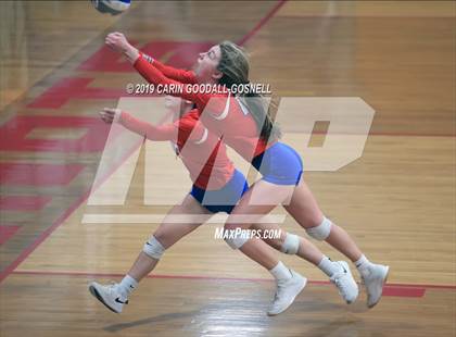 Thumbnail 3 in White Oak @ West Carteret photogallery.