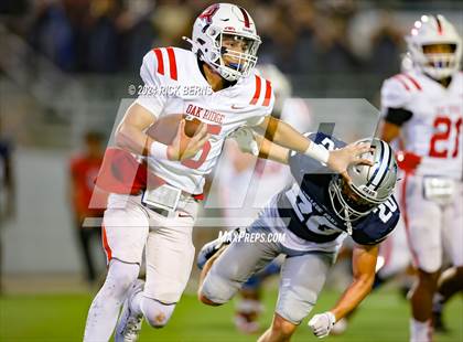 Thumbnail 1 in College Park vs Oak Ridge photogallery.