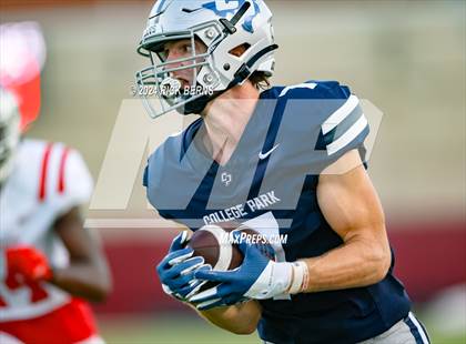 Thumbnail 3 in College Park vs Oak Ridge photogallery.