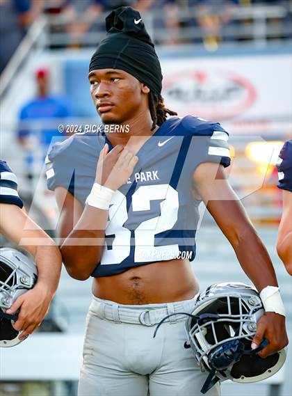 Thumbnail 3 in College Park vs Oak Ridge photogallery.
