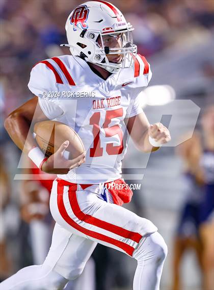Thumbnail 3 in College Park vs Oak Ridge photogallery.