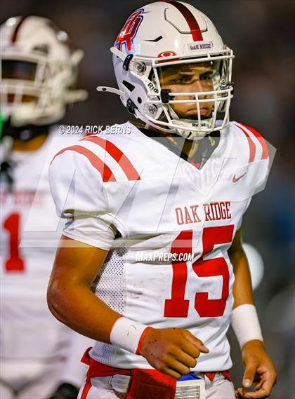 Thumbnail 1 in College Park vs Oak Ridge photogallery.