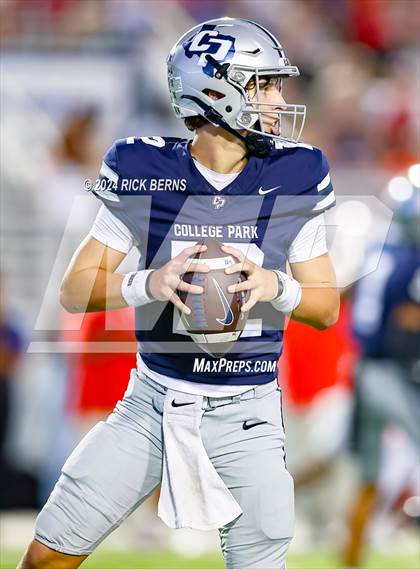 Thumbnail 2 in College Park vs Oak Ridge photogallery.