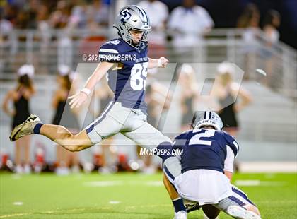 Thumbnail 3 in College Park vs Oak Ridge photogallery.