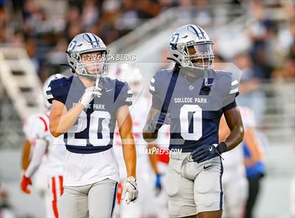 Thumbnail 1 in College Park vs Oak Ridge photogallery.