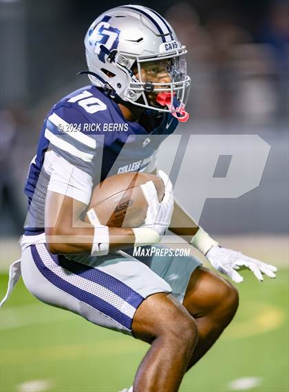 Thumbnail 1 in College Park vs Oak Ridge photogallery.