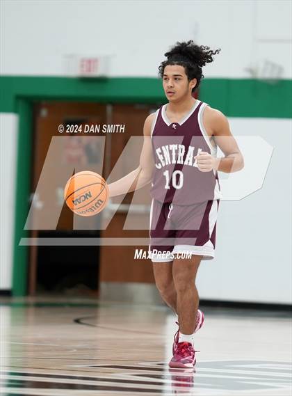 Thumbnail 2 in Bristol Central @ Northwest Catholic photogallery.