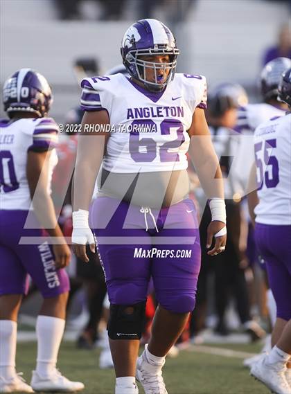 Thumbnail 2 in Terry vs. Angleton photogallery.