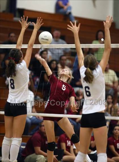 Thumbnail 2 in Coastal Christian vs. Connelly (CIF SS D5-AA Final) photogallery.