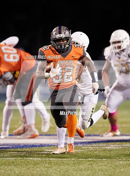 Thumbnail 2 in Manchester vs. Freedom (VHSL Class 6 Championship) photogallery.