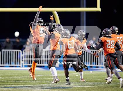 Thumbnail 2 in Manchester vs. Freedom (VHSL Class 6 Championship) photogallery.