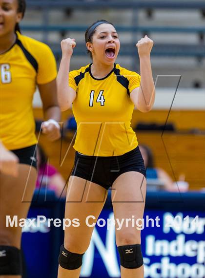 Thumbnail 2 in Brennan vs Clark (NISD Volleyball Tournament) photogallery.