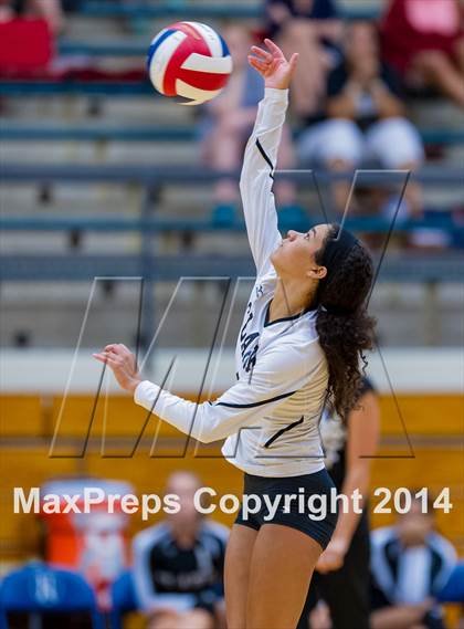 Thumbnail 2 in Brennan vs Clark (NISD Volleyball Tournament) photogallery.