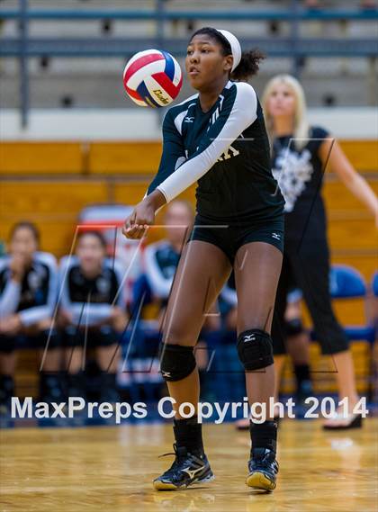 Thumbnail 2 in Brennan vs Clark (NISD Volleyball Tournament) photogallery.