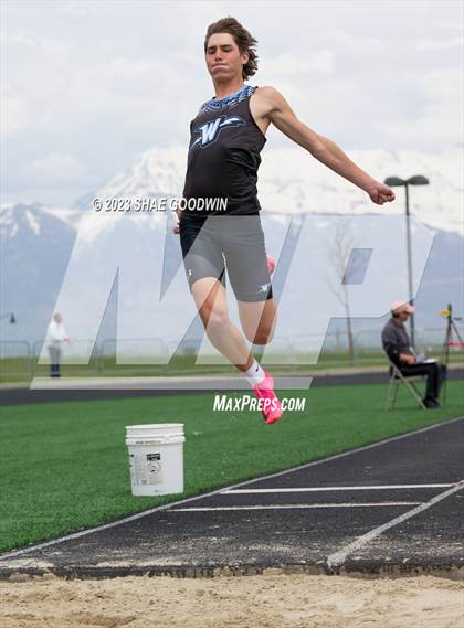 Thumbnail 3 in UHSAA 6A Region 4 Championships  photogallery.