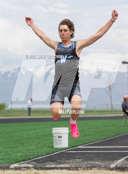 Thumbnail 3 in UHSAA 6A Region 4 Championships  photogallery.