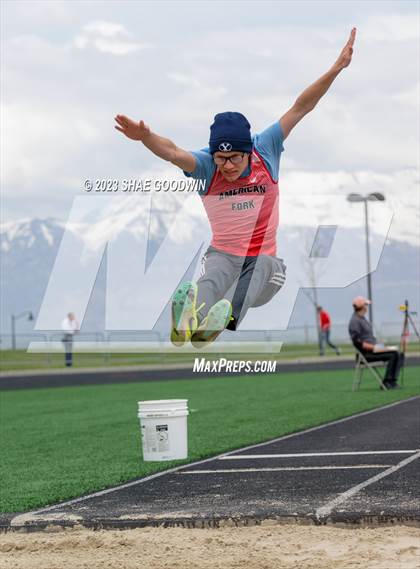 Thumbnail 2 in UHSAA 6A Region 4 Championships  photogallery.